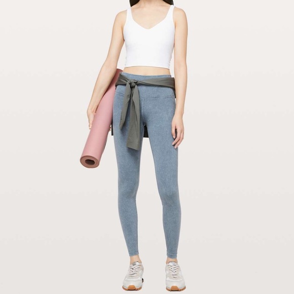 *NWT* Wunder Under High-Rise HR Tight 28” Size 4 Sz 4 - Picture 2 of 9